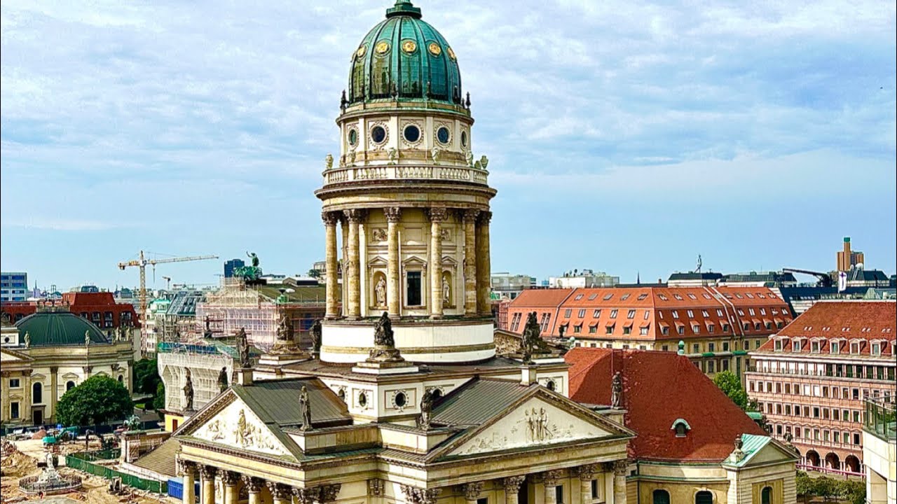 Am Gendarmenmarkt!