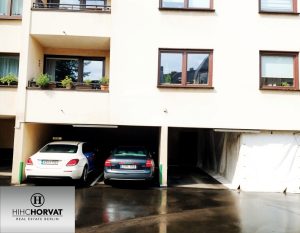 Überdachter Stellplatz