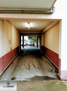 Durchfahrt zum Stellplatz