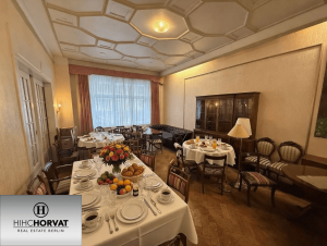 Frühstücksbereich 2 (KI-Dekoration)