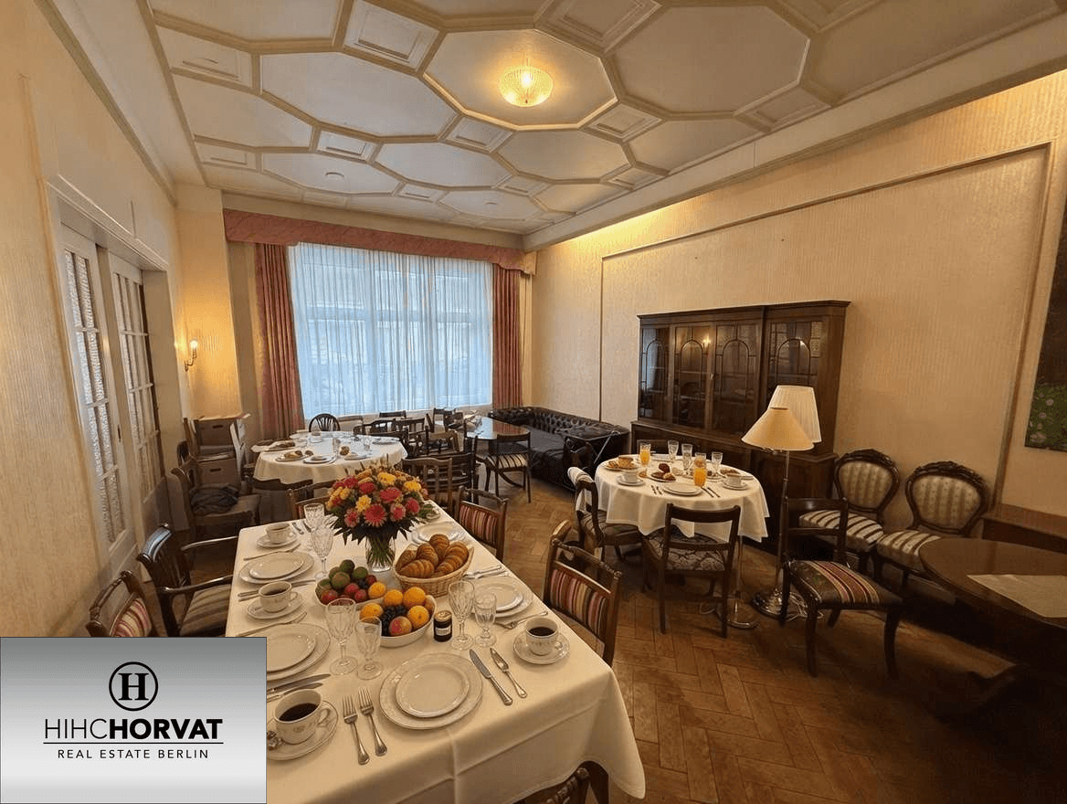 Frühstücksbereich 2 (KI-Dekoration)