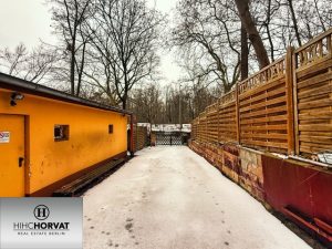 WEITERE ANSICHT ZUFAHRT