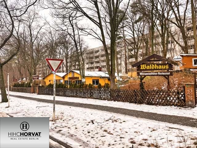 GRUNDSTUECK SEITENANSICHT